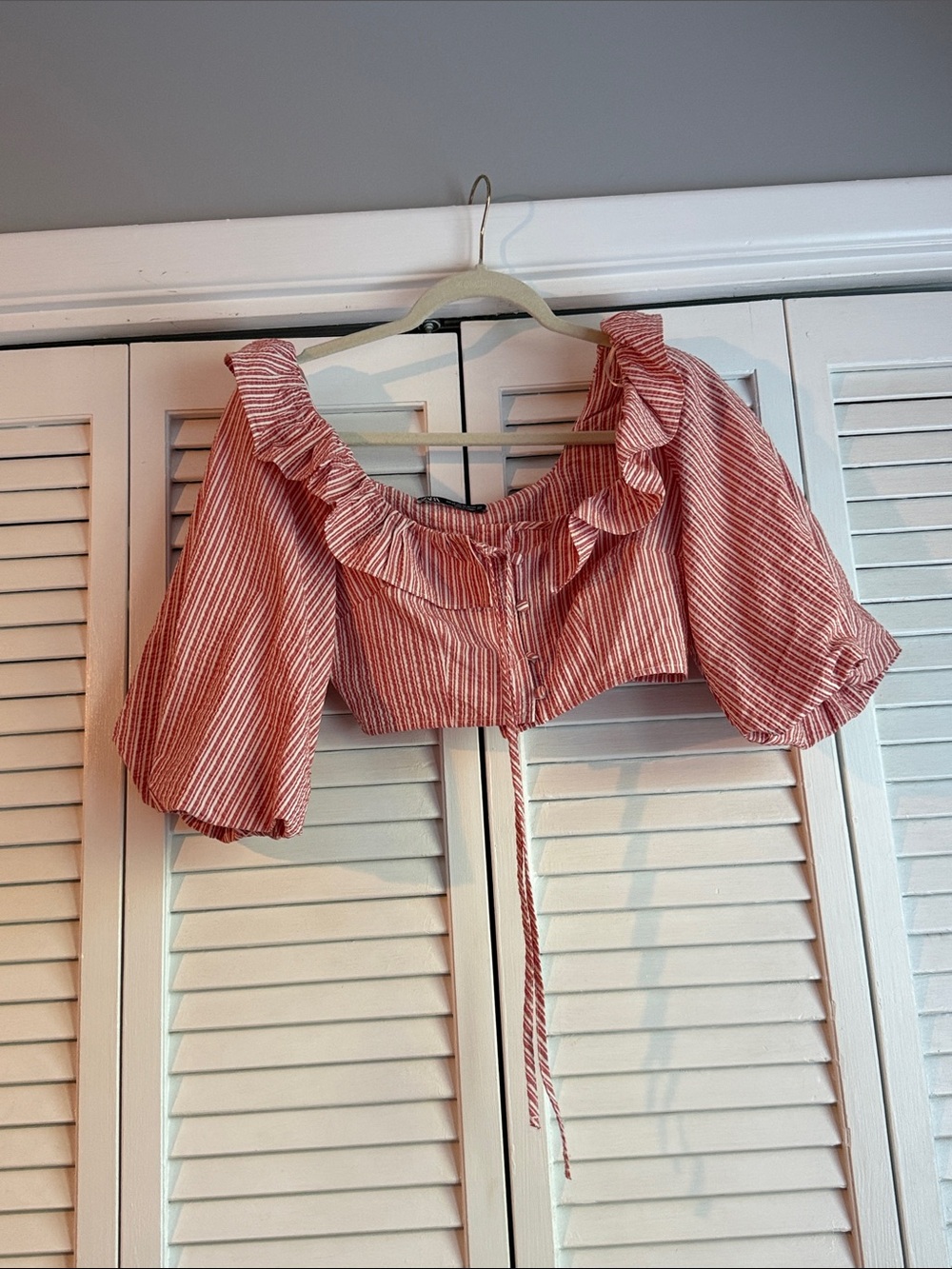 Zara Pink-and-White Striped Ruffle Crop Top